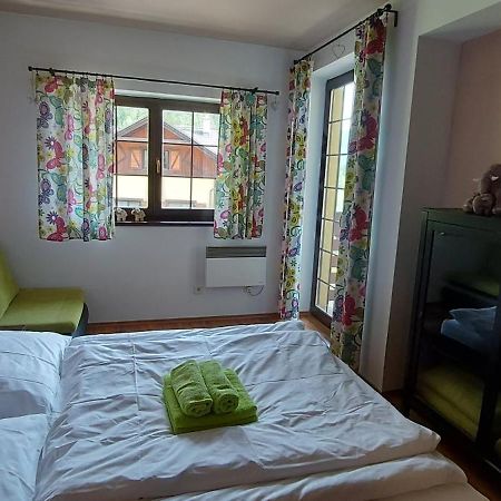 Hrabovo Alzbeta 16 Apartman Rózsahegy Kültér fotó